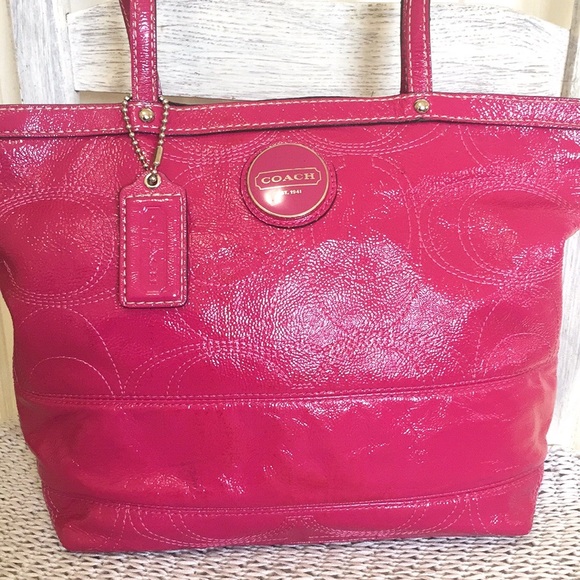 Coach Raspberry Patent Leather Sachet - Picture 1 of 16